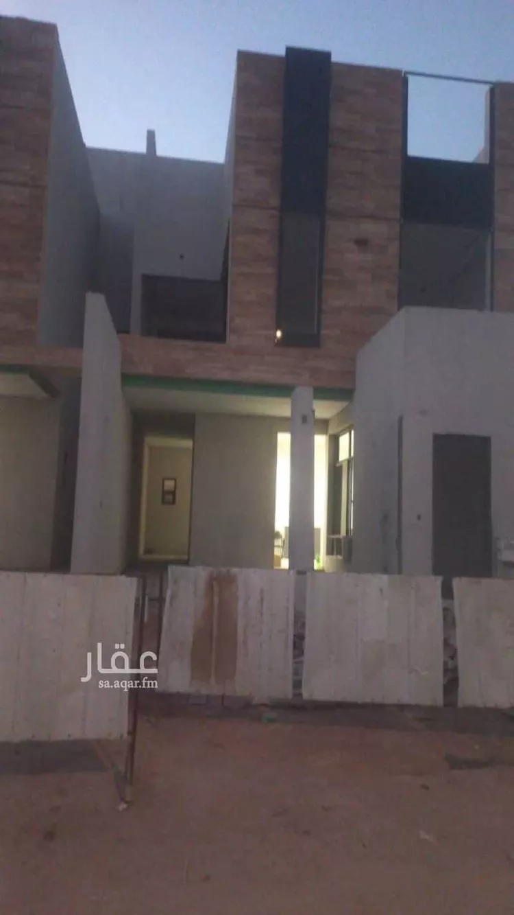 فيلا للبيع في شارع نويعمه, حي اليرموك, مدينة الرياض, منطقة الرياض صورة 2
