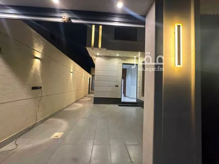 Floor for Sale in Riyadh Al Maizilah