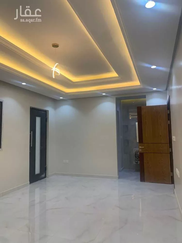 عمارة للبيع في شارع البراء بن مالك, حي الشراع, مدينة الخبر, المنطقة الشرقية 7