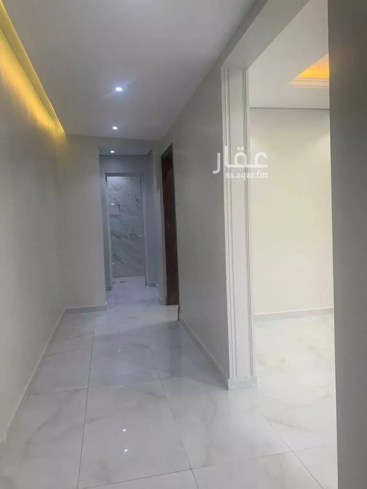 عمارة للبيع في شارع البراء بن مالك, حي الشراع, مدينة الخبر, المنطقة الشرقية صورة 3