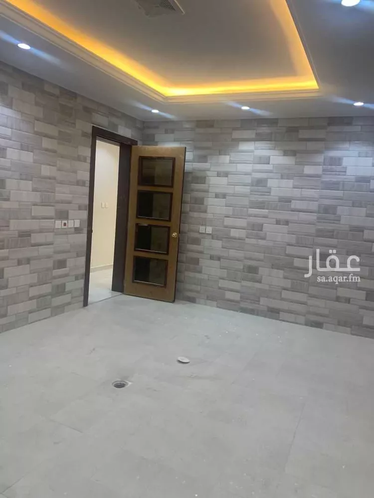 عمارة للبيع في شارع البراء بن مالك, حي الشراع, مدينة الخبر, المنطقة الشرقية 6