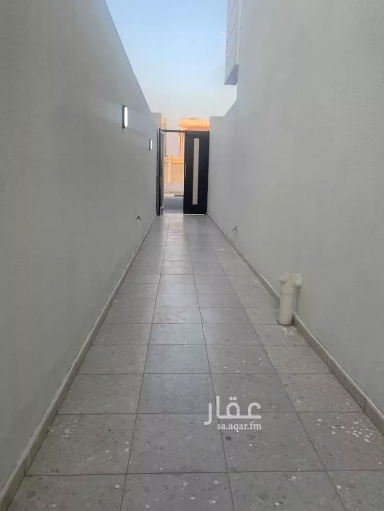 عمارة للبيع في شارع البراء بن مالك, حي الشراع, مدينة الخبر, المنطقة الشرقية 17