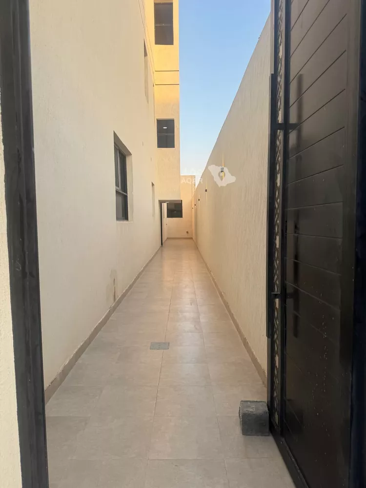 دور للبيع في شارع أروى بنت المقوم الهاشمية, حي ديراب, مدينة الرياض, منطقة الرياض 2