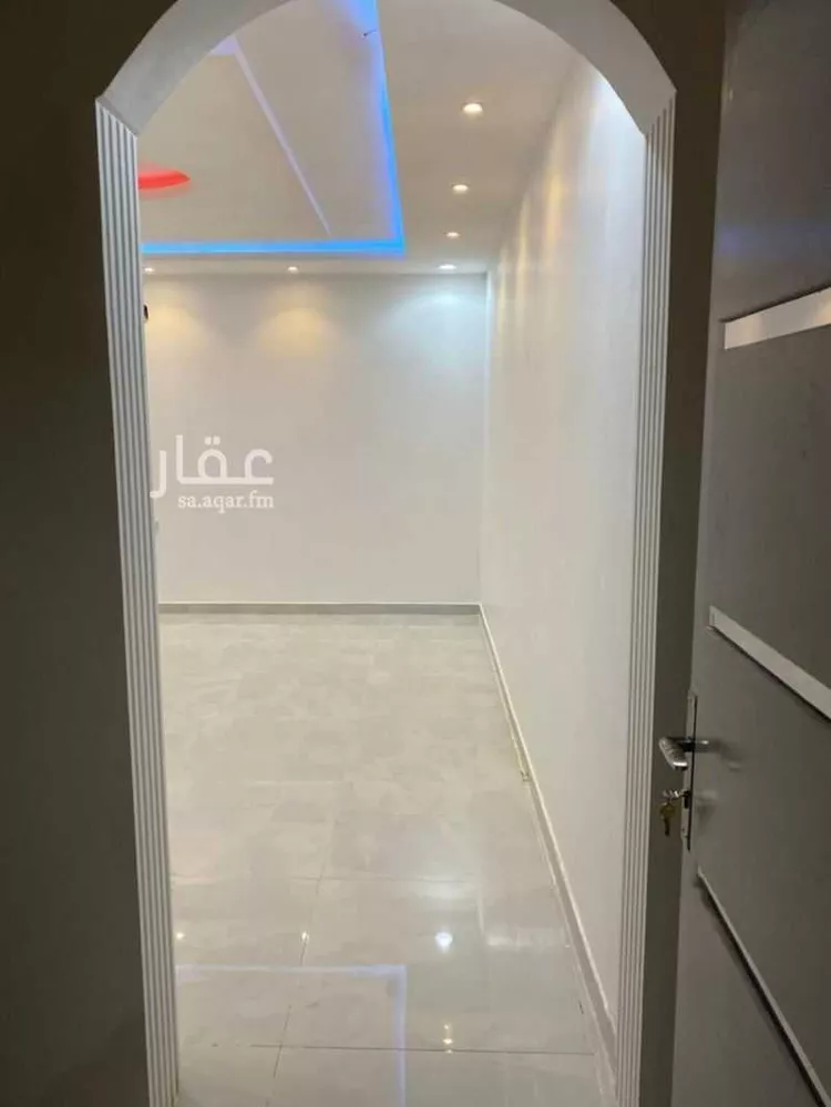 شقة للإيجار في شارع إسماعيل بن أبي الغنائم, حي المهدية, مدينة الرياض, منطقة الرياض