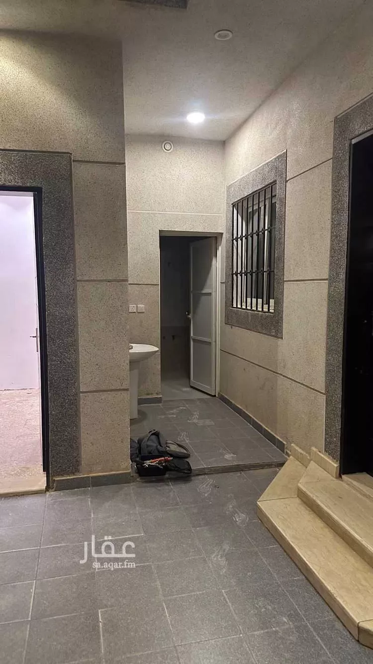 فيلا للإيجار في شارع شاكر بن مكي ، حي ديراب ، الرياض ، منطقة الرياض 11