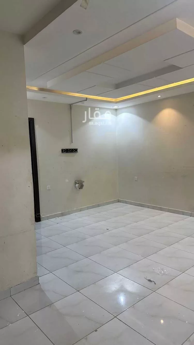 فيلا للإيجار في شارع شاكر بن مكي ، حي ديراب ، الرياض ، منطقة الرياض 12