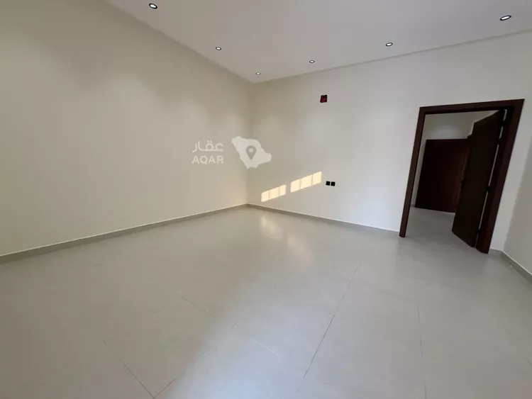 Floor for Sale in Riyadh Badr 2
