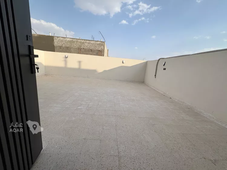 شقة للبيع في شارع الشرفيه, حي بدر, مدينة الرياض, منطقة الرياض 5