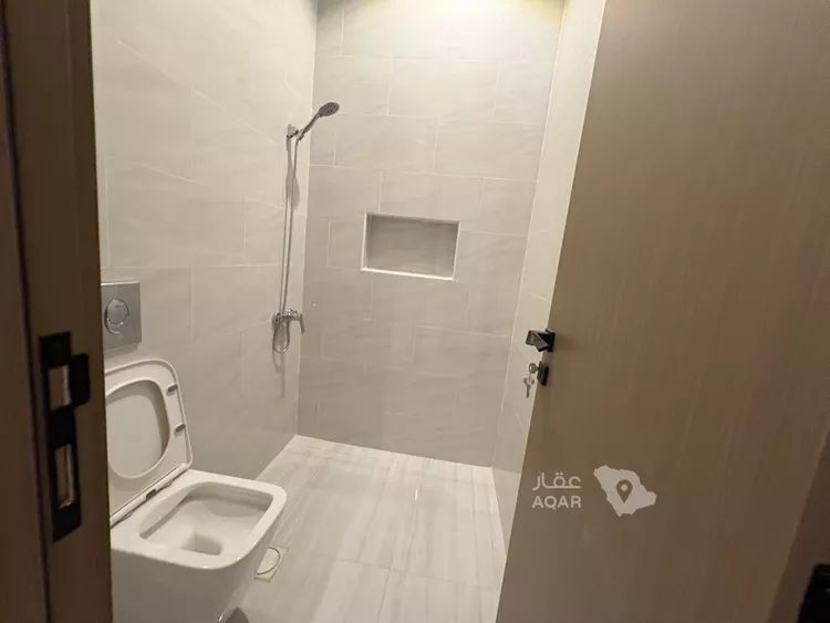 Floor for Sale in Riyadh Dhahrat Namar 9