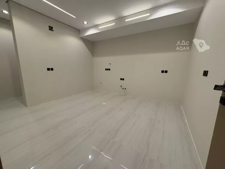 دور للبيع في شارع أحمد بن محمد الكيلاني, حي العوالي, مدينة الرياض, منطقة الرياض 2
