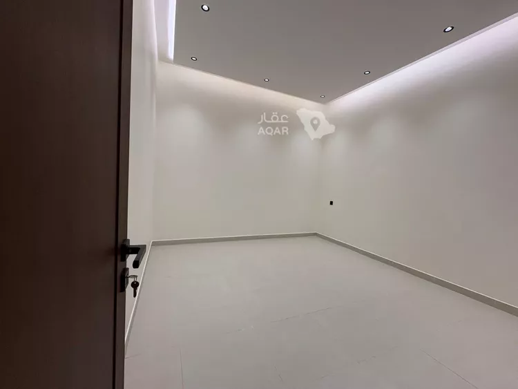Floor for Sale in Riyadh Badr 3