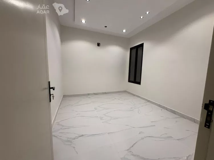 دور للبيع في حي عكاظ, مدينة الرياض, منطقة الرياض صورة 3