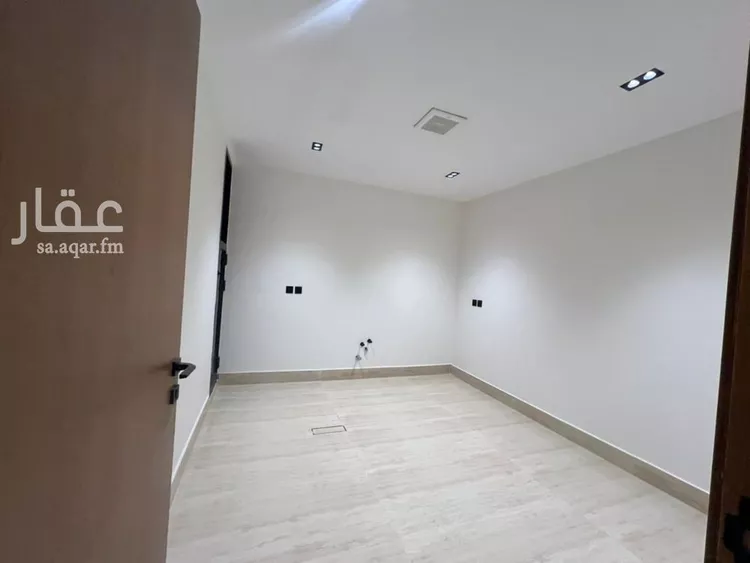 Floor for Sale in Riyadh Okaz صورة 2