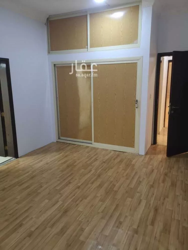 عمارة للبيع في شارع شــارع النـويبـع, حي الأحساء الشمالي, مدينة مدينه الجبيل الصناعيه, المنطقة الشرقية 16