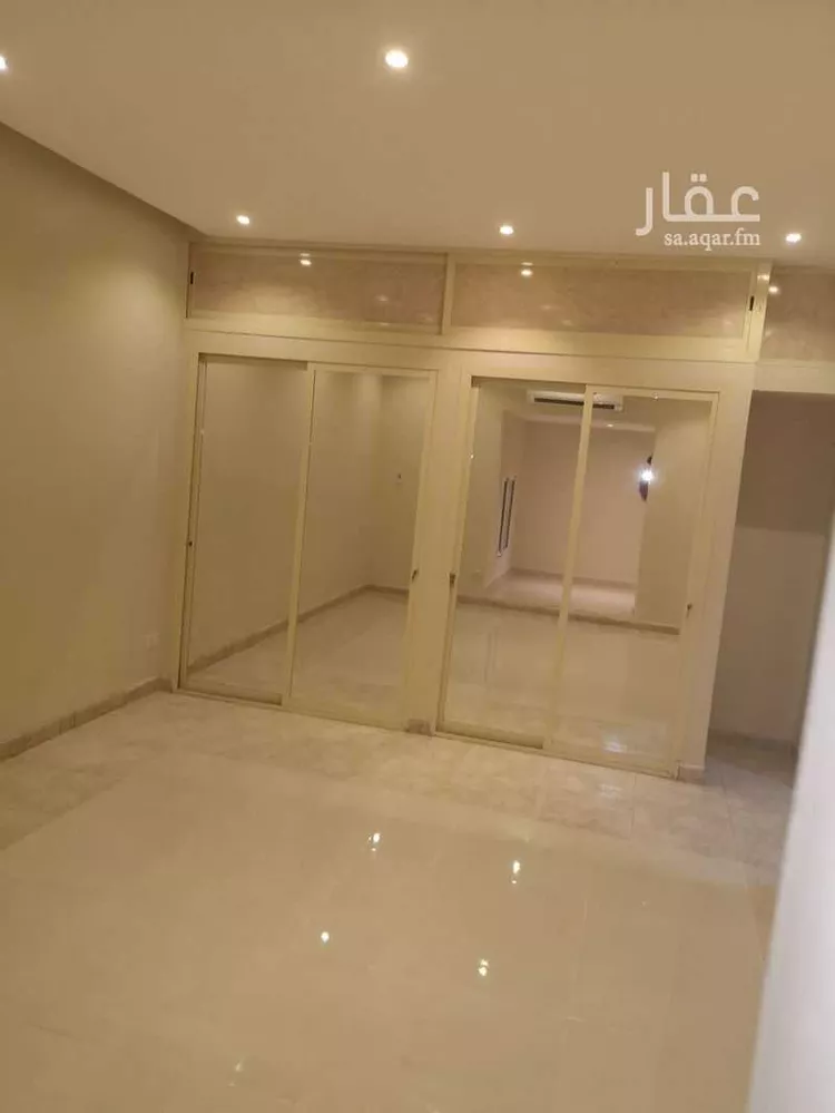 عمارة للبيع في شارع شــارع النـويبـع, حي الأحساء الشمالي, مدينة مدينه الجبيل الصناعيه, المنطقة الشرقية 14