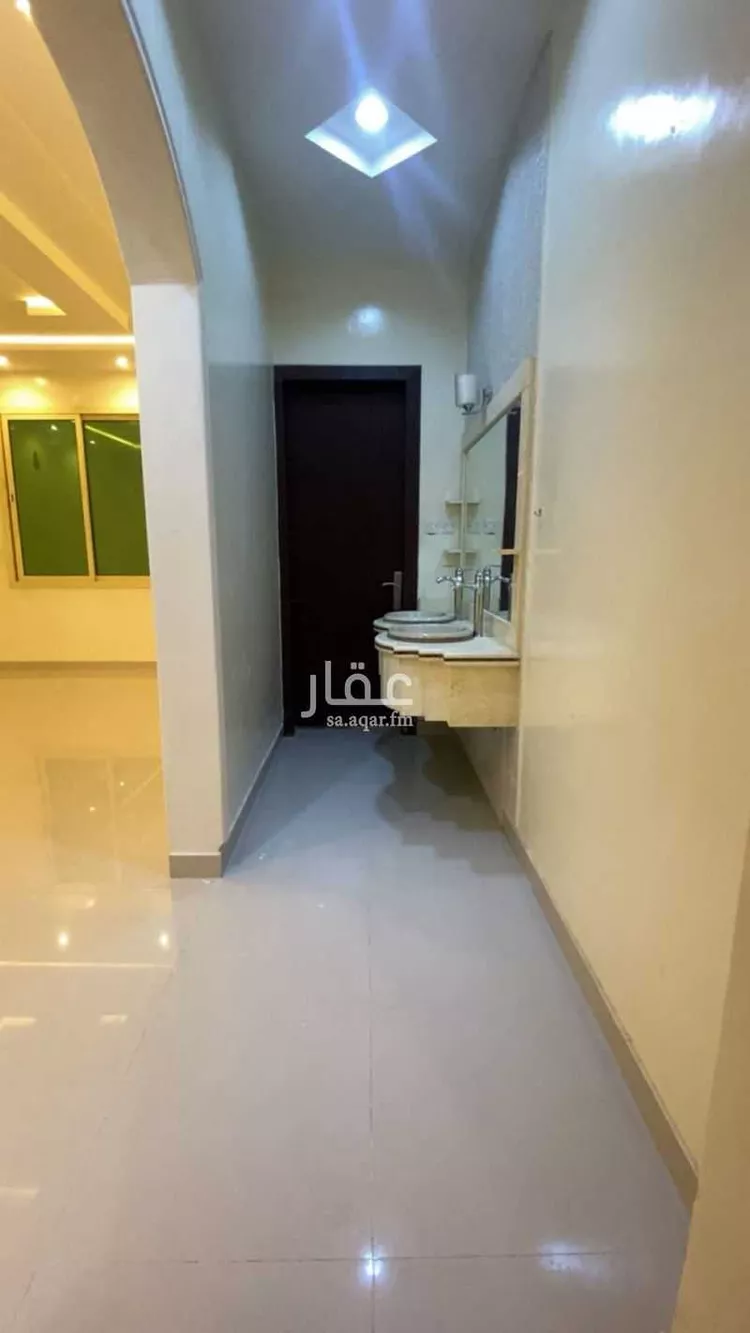 دور للإيجار في شارع عبدالعزيز الربيعه, حي عكاظ, مدينة الرياض, منطقة الرياض