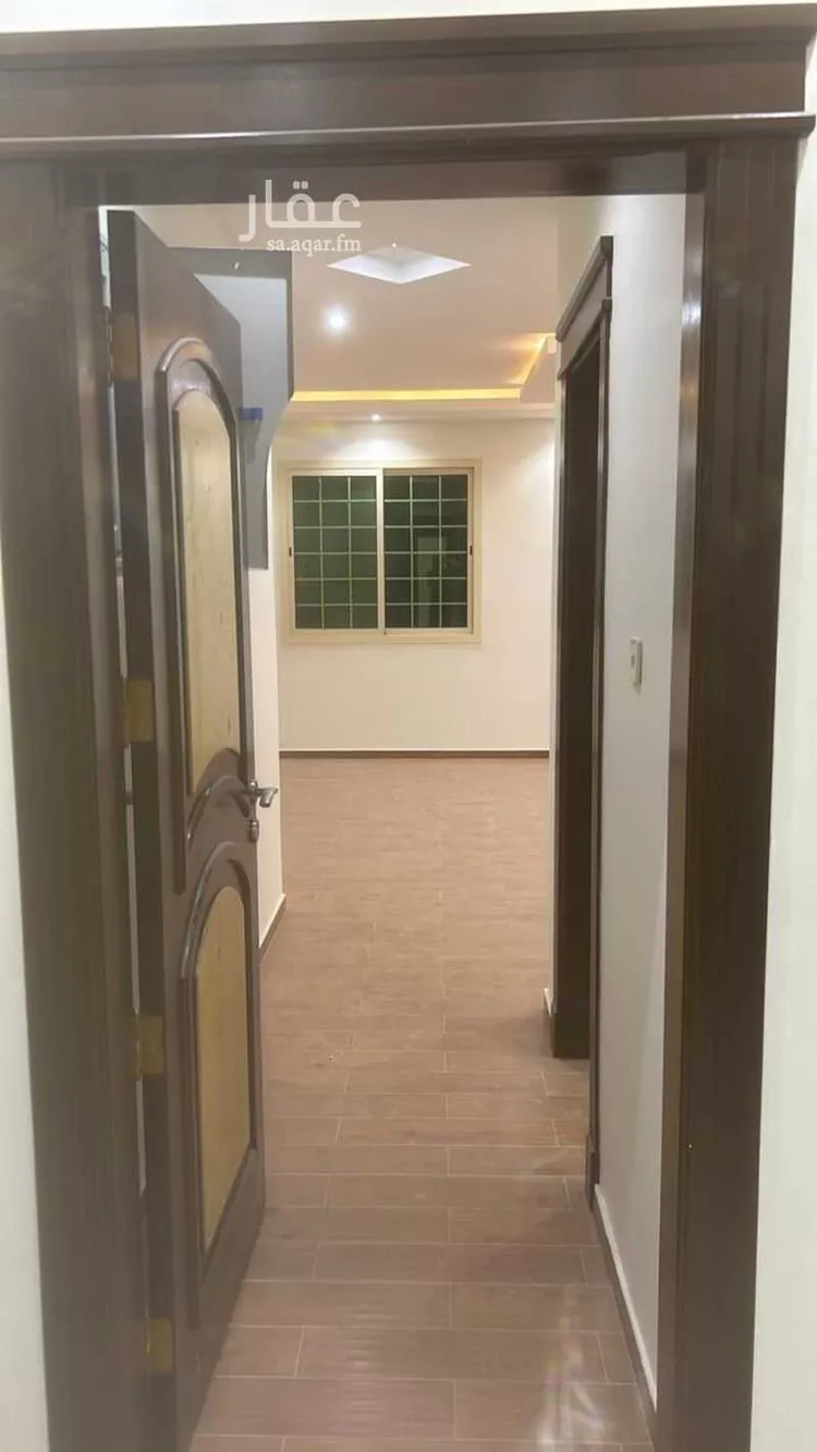 فيلا للبيع في شارع رقم 303, حي الملقا, مدينة الرياض, منطقة الرياض صورة 3