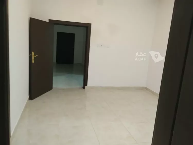 عمارة للإيجار في شارع النبهانية, حي غرناطة, مدينة النبهانية, منطقة القصيم 3