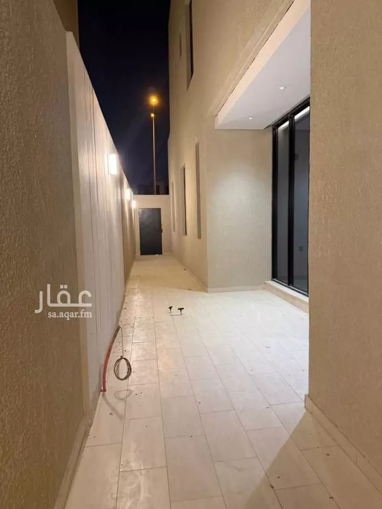 دور للبيع في شارع نصر الجيلاني ، حي الشرق ، الرياض ، منطقة الرياض صورة 3