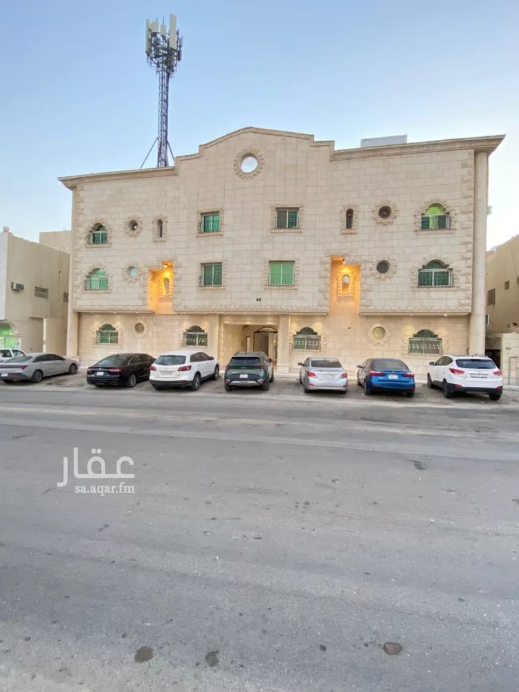 شقة للإيجار في شارع جرير بن عبدالله البجلي, حي مغرزات, مدينة الرياض, منطقة الرياض