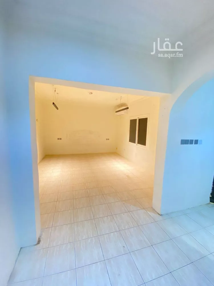 شقة للإيجار في شارع جرير بن عبدالله البجلي, حي مغرزات, مدينة الرياض, منطقة الرياض صورة 4