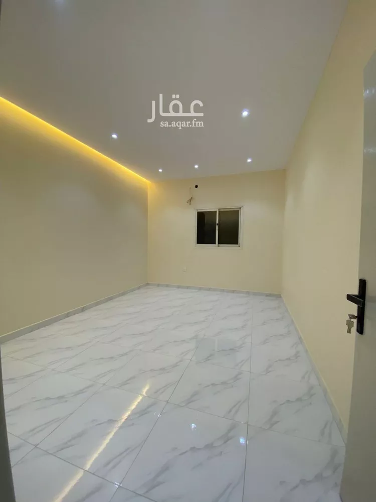 شقة للإيجار في شارع حارثة بن عدي, حي الوزارات, مدينة الرياض, منطقة الرياض صورة 3
