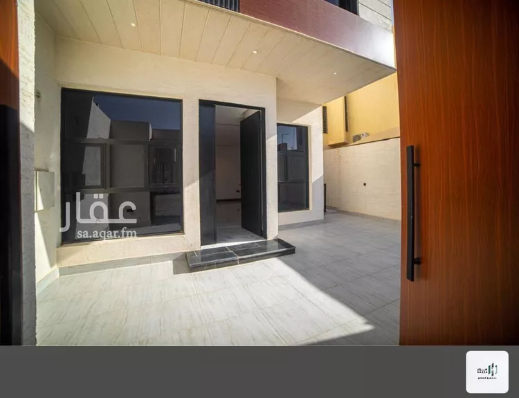 فيلا للبيع في شارع سراج الدين العسقلاني, حي النخيل, مدينة الرياض, منطقة الرياض صورة 2