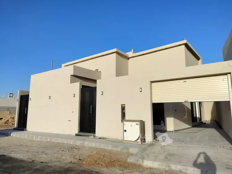فيلا للبيع في شارع 31525780, حي النظيم, مدينة الرياض, منطقة الرياض 7
