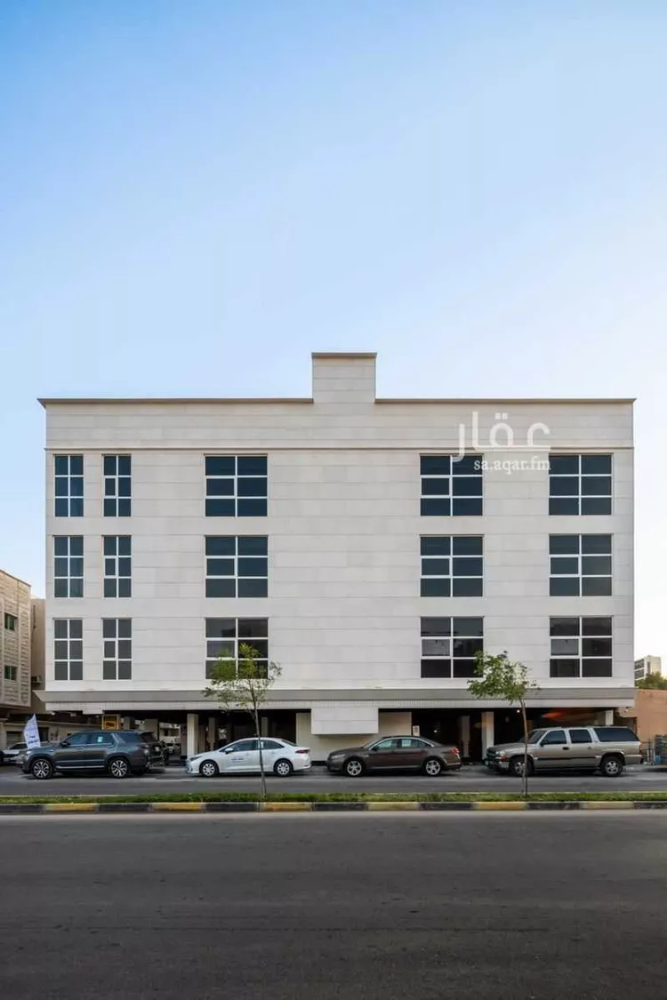 عمارة للإيجار في شارع الامير مقرن ابن عبدالعزيز, حي مدينة العمال, مدينة الخبر, المنطقة الشرقية