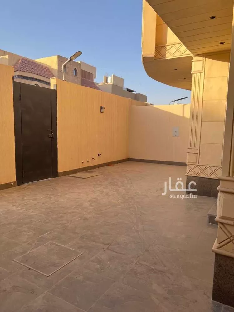 فيلا للإيجار في شارع رقم 8, حي بدر, مدينة الرياض, منطقة الرياض صورة 2