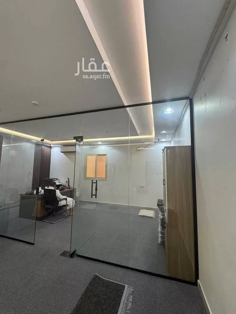 Commercial Office for Rent in Riyadh Al Yarmouk