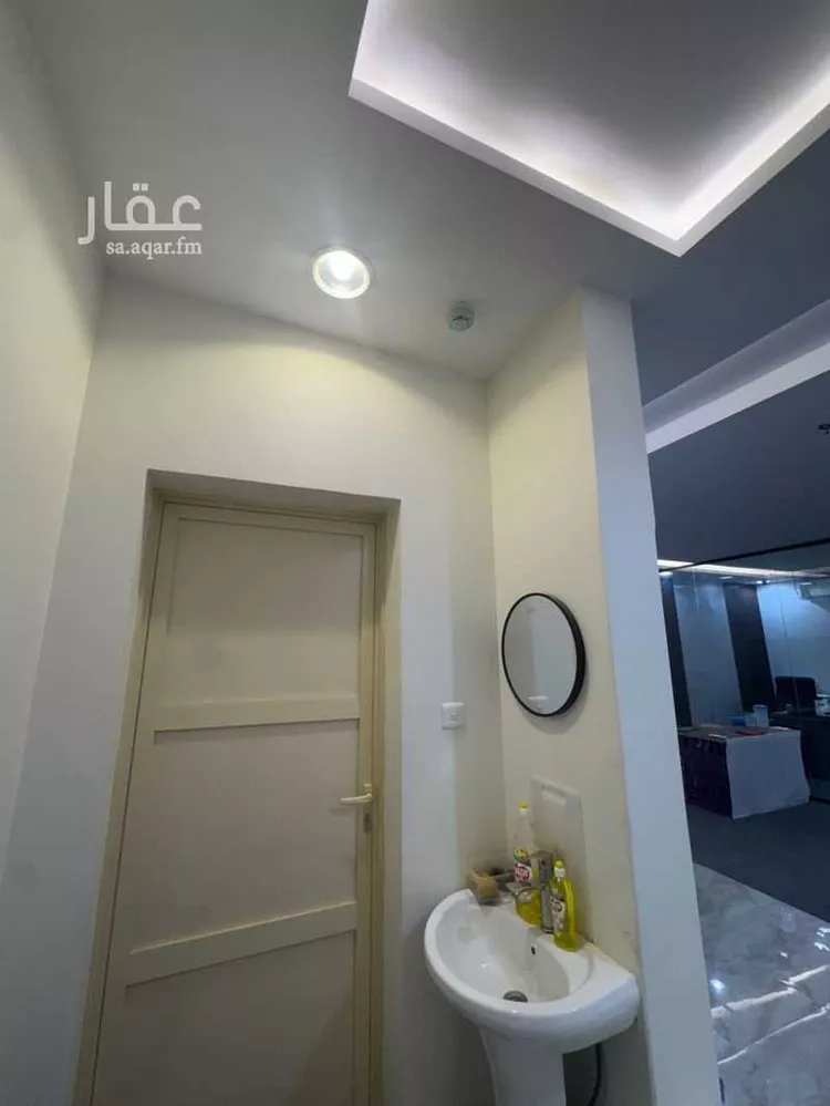 Commercial Office for Rent in Riyadh Al Yarmouk صورة 4