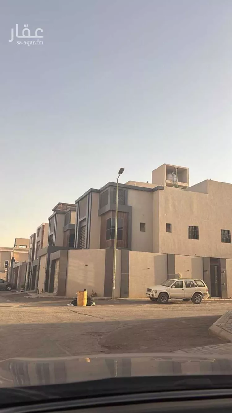 فيلا للإيجار في شارع عبدالملك الفتني ، حي بدر ، الرياض ، منطقة الرياض صورة 2