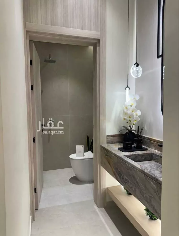 دور للبيع في شارع طريق الريان, حي الفلاح, مدينة بريدة, منطقة القصيم صورة 4