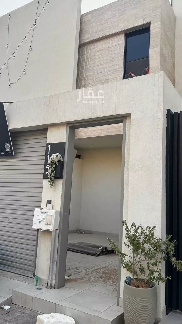 دور للبيع في شارع تقية بنت أبي سعيد, حي الفلاح, مدينة بريدة, منطقة القصيم