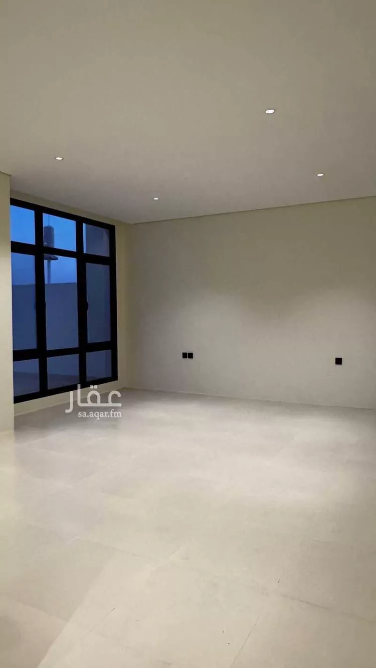 دور للبيع في شارع طريق الريان, حي الفلاح, مدينة بريدة, منطقة القصيم صورة 3