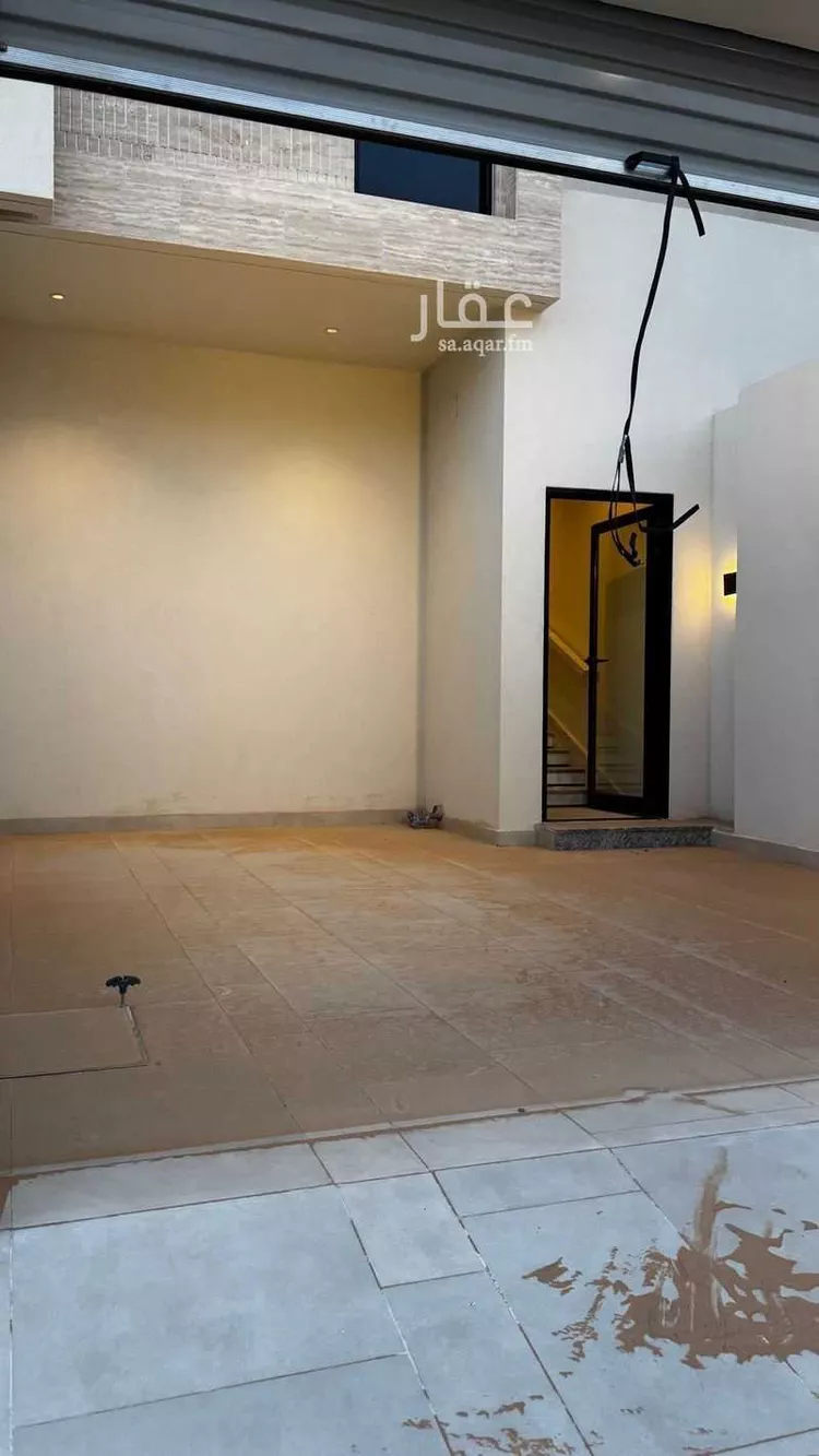دور للبيع في شارع طريق الريان, حي الفلاح, مدينة بريدة, منطقة القصيم صورة 5