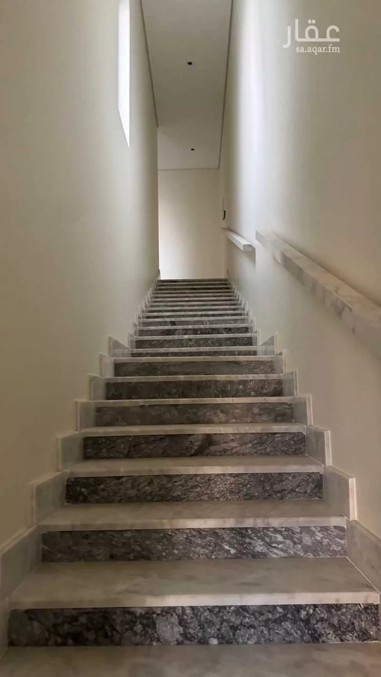 Floor for Sale in Buraydah Ar Rayan 7