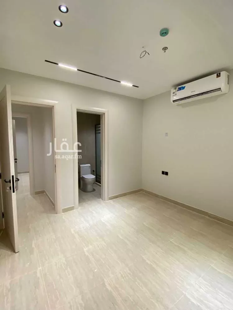 شقة للبيع في شارع القرية العليا, حي الحمراء, مدينة الخبر, المنطقة الشرقية 8