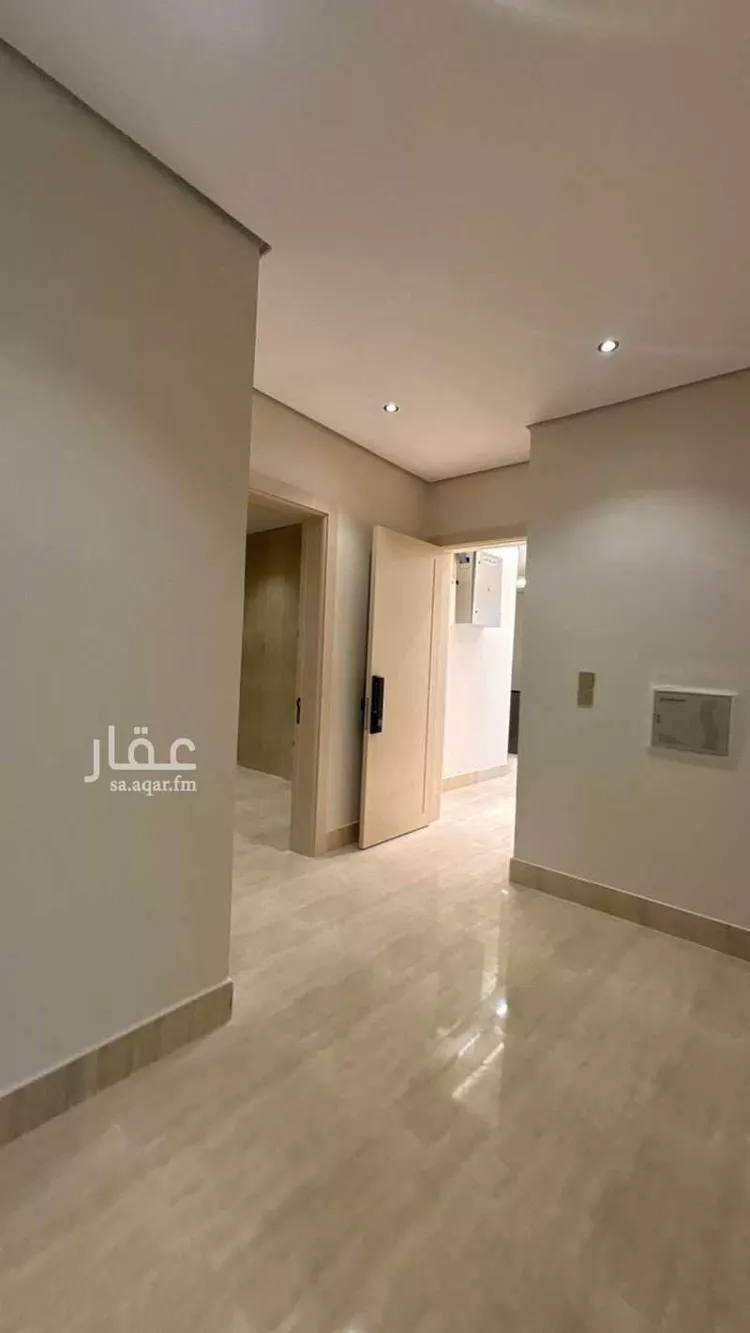 شقة للبيع في شارع النعيرية, حي الحمراء, مدينة الخبر, المنطقة الشرقية 1 صورة