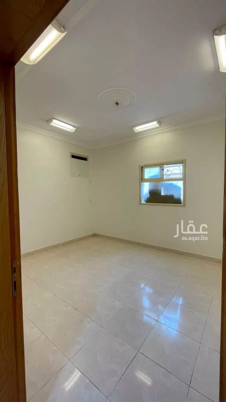 شقة للإيجار في شارع دينار الحجام, حي الشرف, مدينة خميس مشيط, منطقة عسير صورة 2