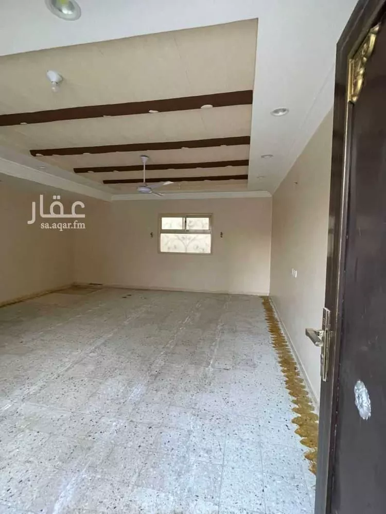 دور للإيجار في شارع دينار الحجام, حي الشرف, مدينة خميس مشيط, منطقة عسير صورة 5