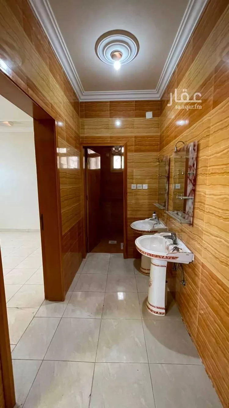 شقة للإيجار في شارع دينار الحجام, حي الشرف, مدينة خميس مشيط, منطقة عسير صورة 2
