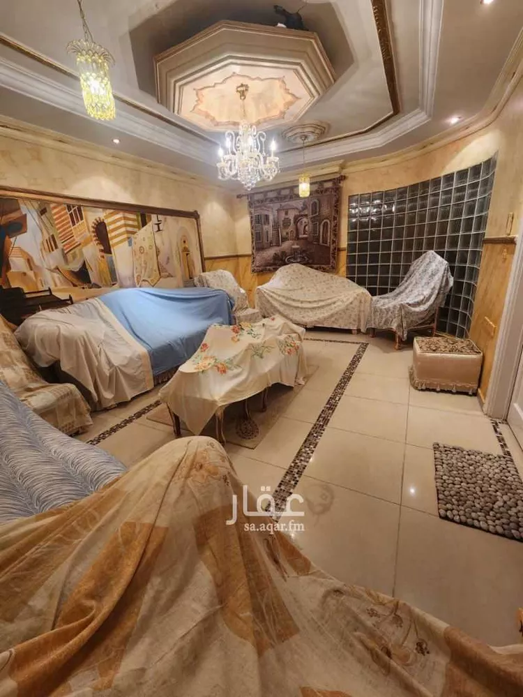 فيلا للبيع في شارع عبد الواحد بن عبد الرحمن بن هلال, حي الجابرة, مدينة المدينة المنورة, منطقة المدينة المنورة صورة 2