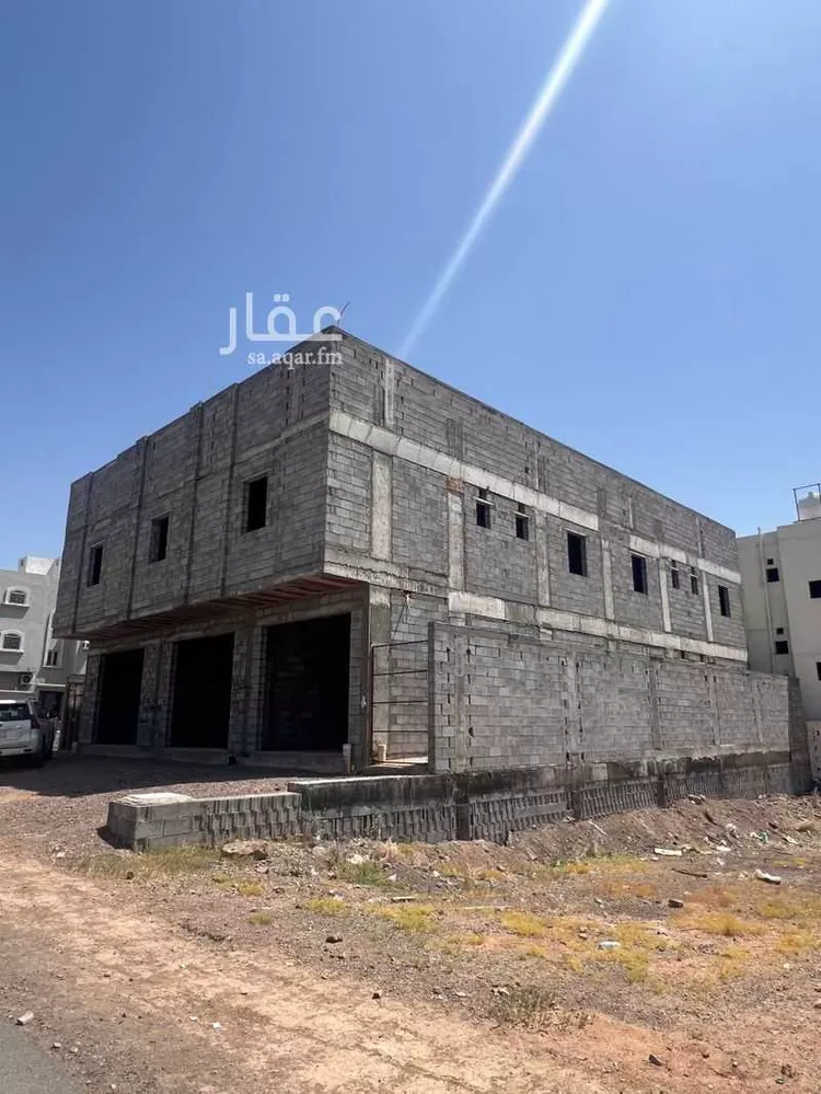 عمارة للبيع في شارع سنان بن صيفى الانصاري, حي أبوكبير, مدينة المدينة المنورة, منطقة المدينة المنورة