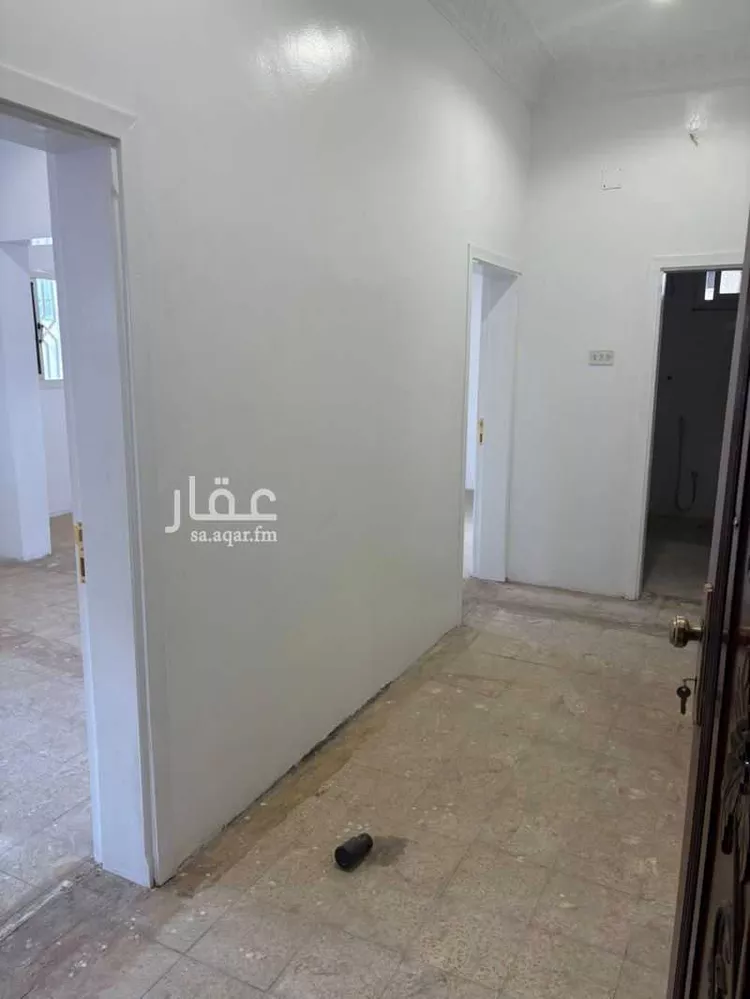 عمارة للبيع في شارع عبدالرحمن بن مقاتل, حي القصواء, مدينة المدينة المنورة, منطقة المدينة المنورة صورة 2