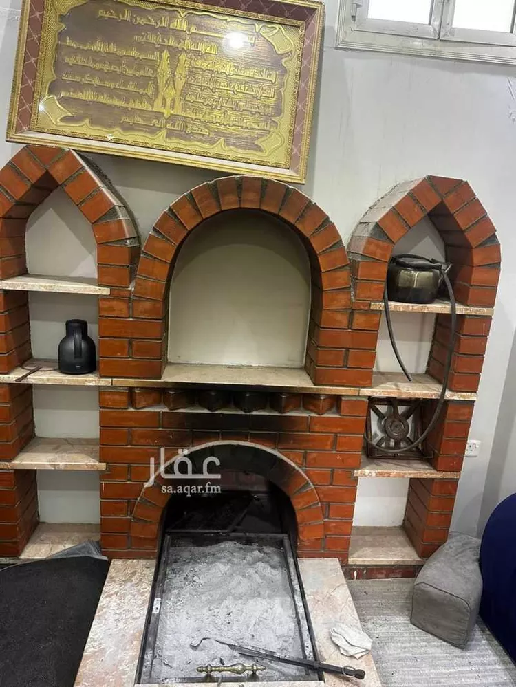 عمارة للبيع في شارع عبدالله ابن ذهلان, حي العزيزية, مدينة المدينة المنورة, منطقة المدينة المنورة صورة 4