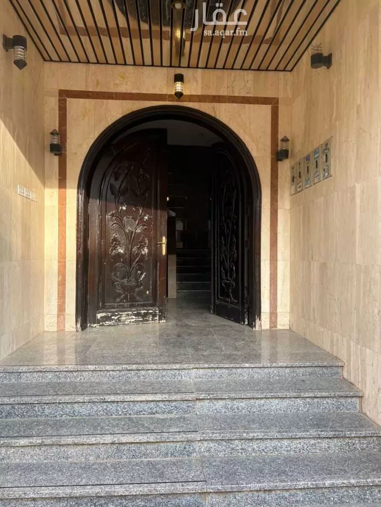عمارة للبيع في شارع عبدالرحمن بن مقاتل, حي القصواء, مدينة المدينة المنورة, منطقة المدينة المنورة صورة 3