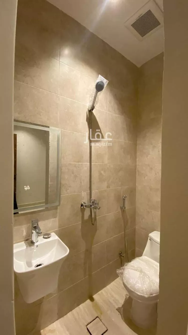 شقة للإيجار في شارع فؤاد شاكر, حي النزهة, مدينة جدة, منطقة مكة المكرمة صورة 3