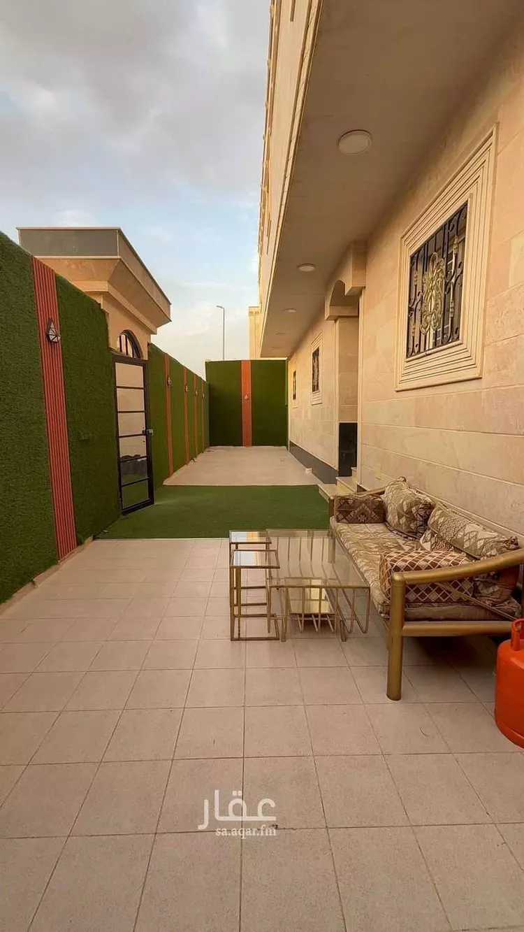 عمارة للبيع في شارع الصلت ابن دينار, حي نبلاء, مدينة المدينة المنورة, منطقة المدينة المنورة صورة 2